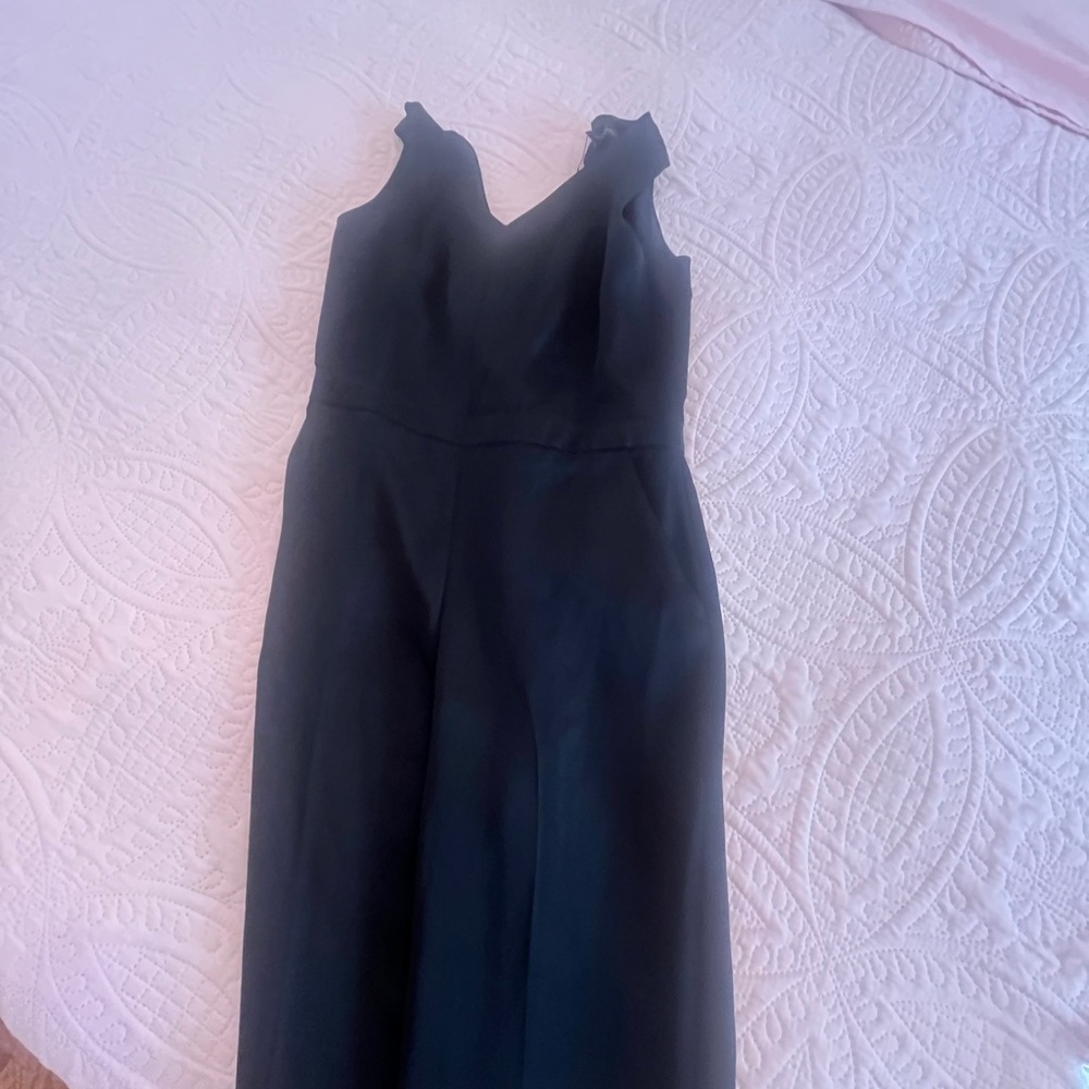 Elegant Black Sleeveless Dress